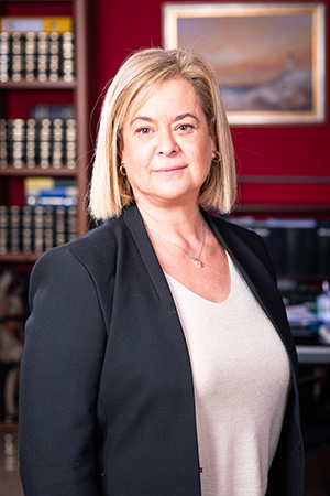 CARMEN REGAL&Oacute;N GIR&Oacute;N